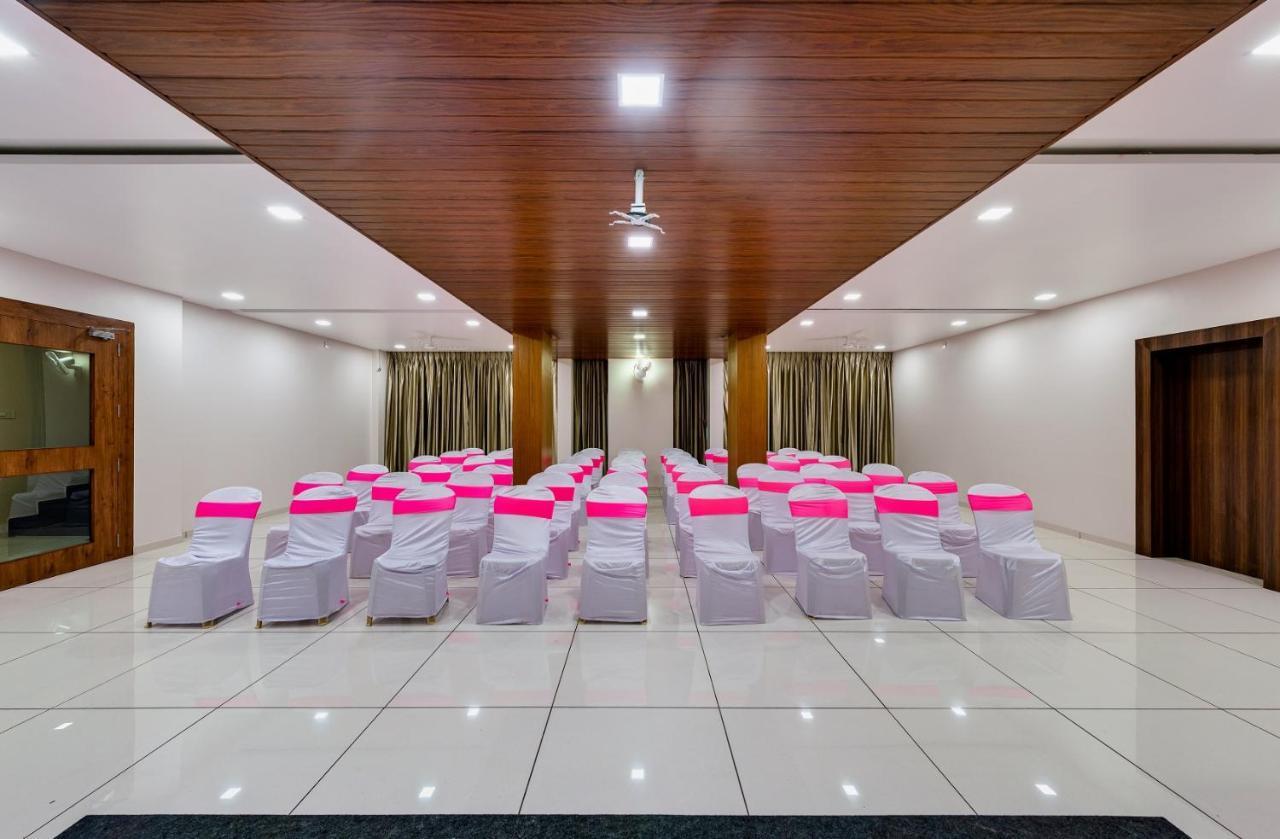 Hotel Grand Indu, 3 Star Kolhapur Εξωτερικό φωτογραφία