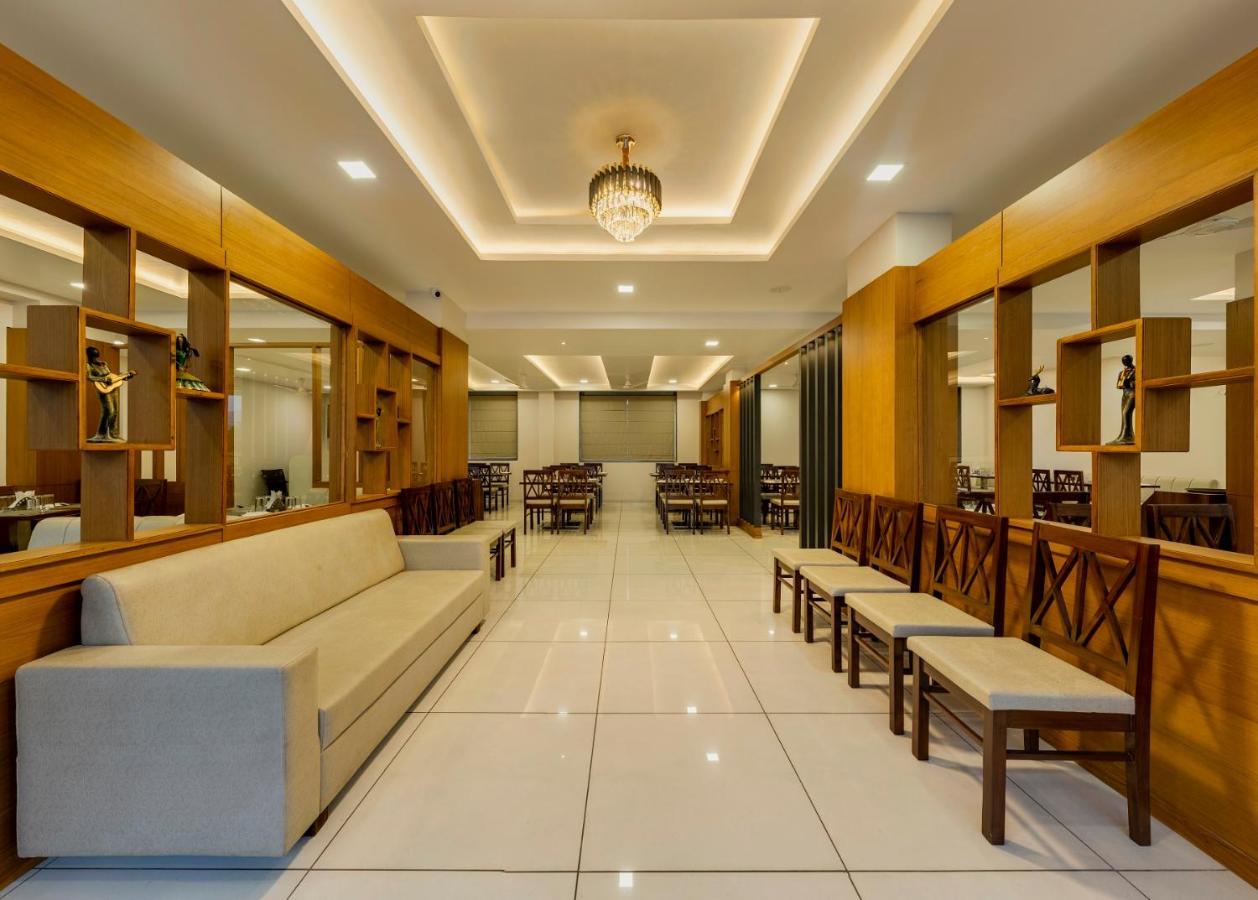 Hotel Grand Indu, 3 Star Kolhapur Εξωτερικό φωτογραφία