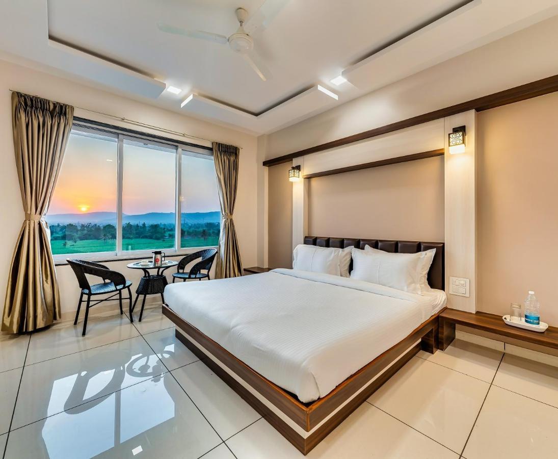 Hotel Grand Indu, 3 Star Kolhapur Εξωτερικό φωτογραφία